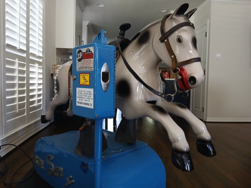 Vintage kiddie ride lock service